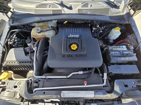 Used 2006 Jeep Liberty Sport image 22