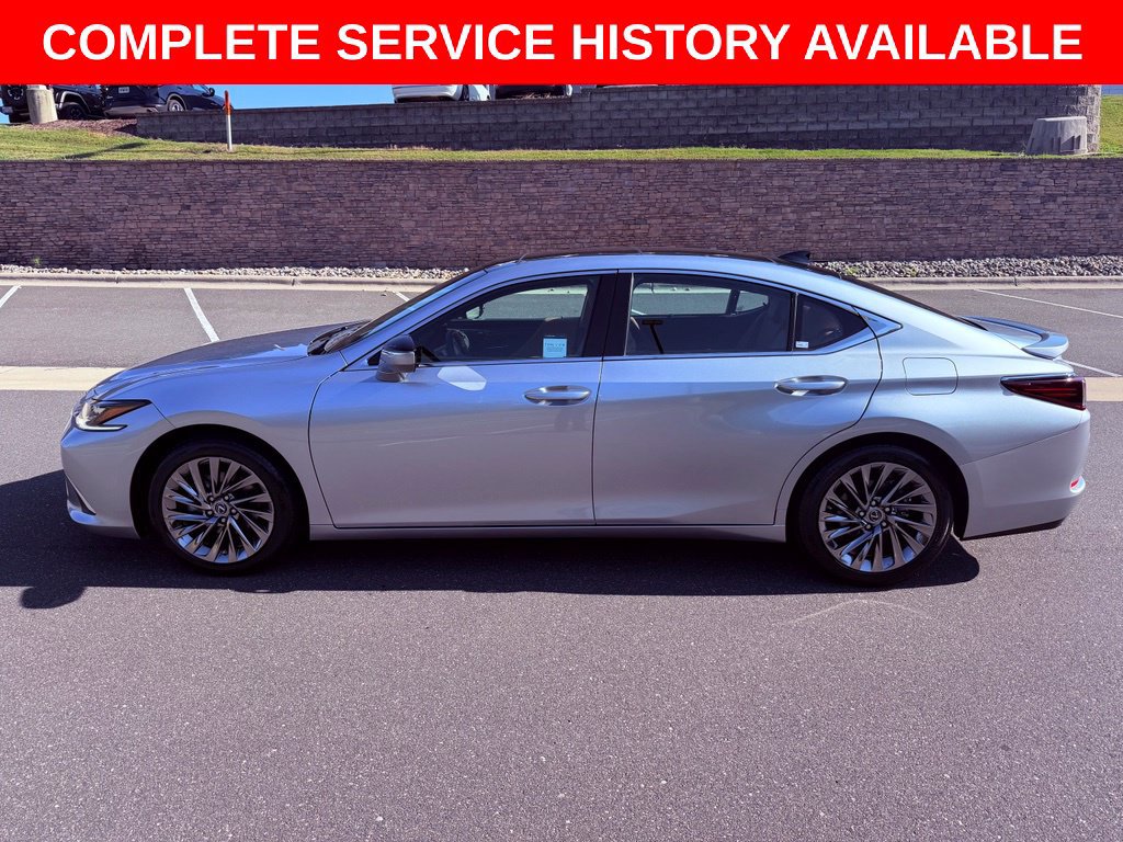 Used 2024 Lexus ES 350 Ultra Luxury FWD image 4
