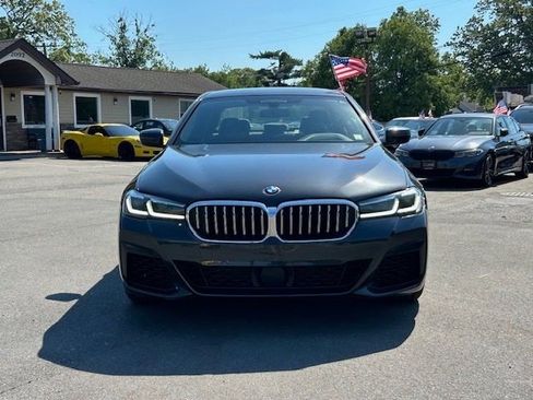 Used 2022 BMW 540i xDrive w/ Executive Package AWD/4WD image 2