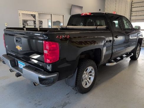 Used 2018 Chevrolet Silverado 1500 LT w/ All Star Edition AWD/4WD image 4