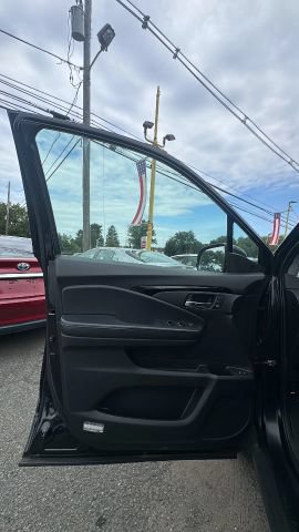 Used 2018 Honda Pilot Elite image 9