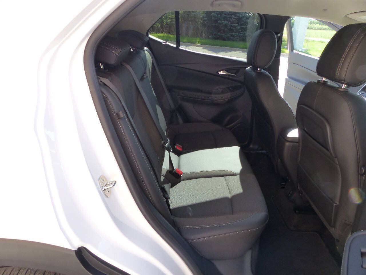 Used 2023 Buick Encore GX Select FWD image 39