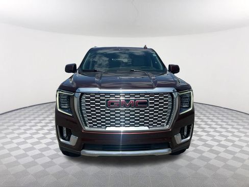 Used 2022 GMC Yukon Denali RWD image 2