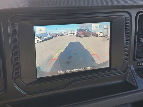 Used 2022 Ford Bronco Big Bend w/ Sasquatch Package image 19