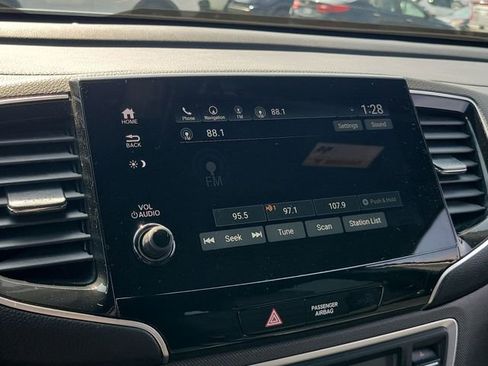 Certified 2023 Honda Passport TrailSport image 24