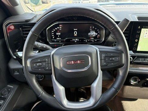 Used 2024 GMC Sierra 1500 Elevation AWD/4WD image 17