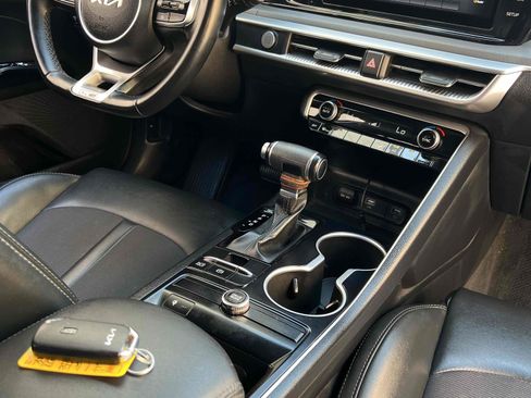 Used 2022 Kia K5 GT-Line image 40