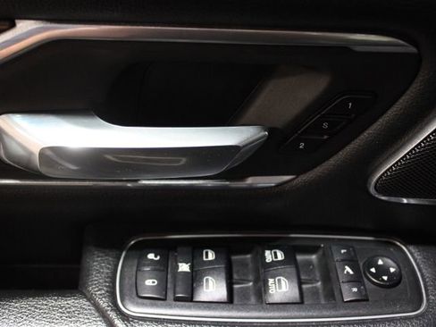 Used 2019 RAM 1500 Laramie image 14