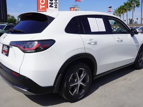 Used 2023 Honda HR-V EX-L image 7