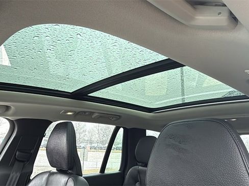 Certified 2024 Volvo XC90 T8 Plus w/ Protection Package Premier image 23