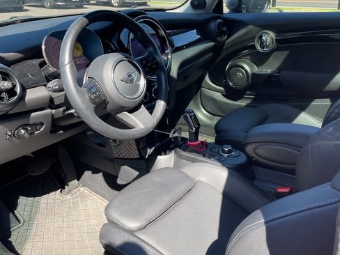 Used 2024 MINI Cooper SE FWD image 5
