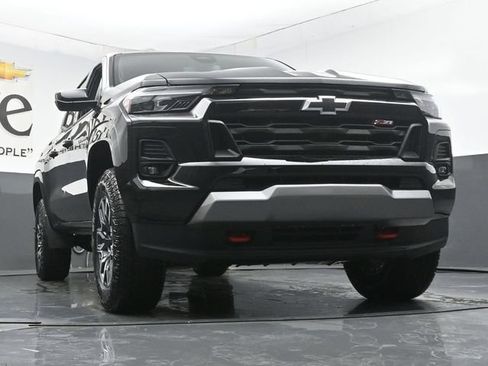 New 2026 Chevrolet Colorado Z71 w/ Technology Package AWD/4WD image 3