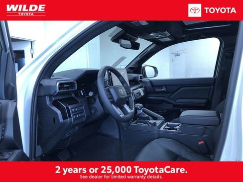 New 2026 Toyota 4Runner Limited AWD/4WD image 2