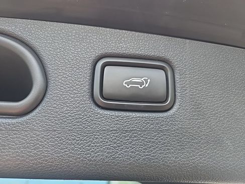 Used 2017 Hyundai Tucson Sport w/ Cargo Package AWD/4WD image 16