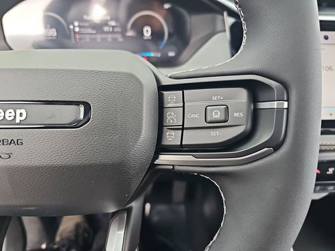 New 2026 Jeep Cherokee Limited image 18