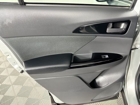 Used 2024 Mitsubishi Eclipse Cross LE AWD/4WD image 25
