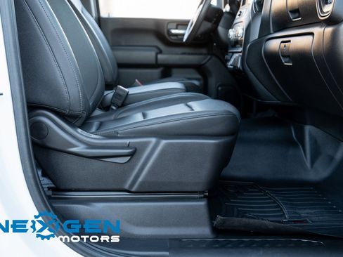 Used 2024 GMC Sierra 2500 Pro image 47