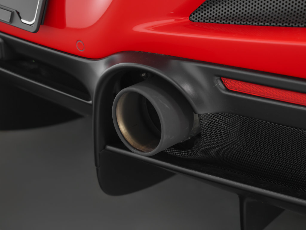 Certified 2023 Ferrari F8 Tributo RWD image 39