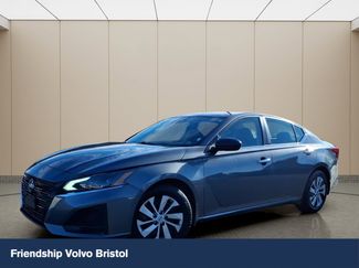 Used 2024 Nissan Altima 2.5 S video 1