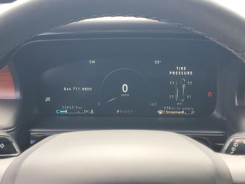 Certified 2023 Lincoln Nautilus Reserve image 15