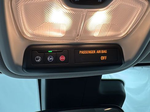 Used 2023 Buick Encore GX Select image 30