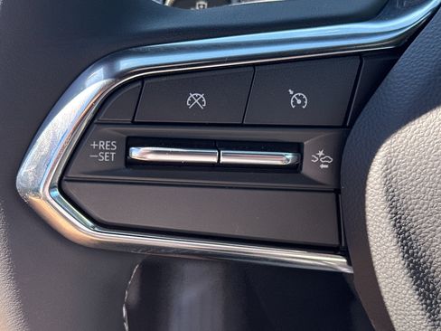 New 2026 Chevrolet Equinox EV LT image 20