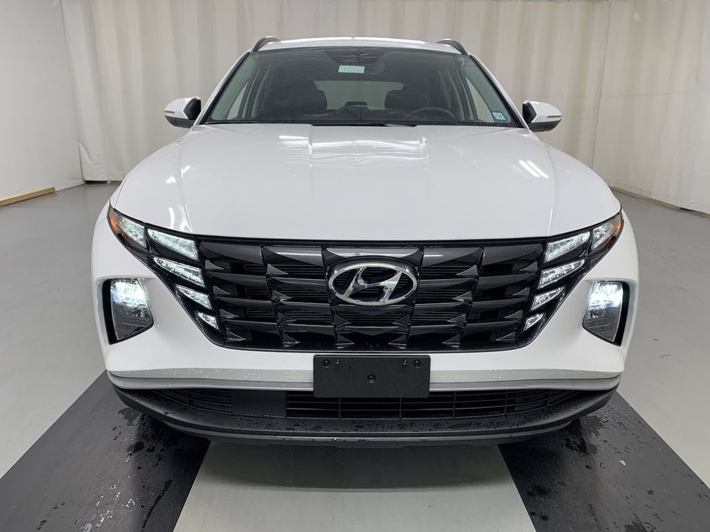 Used 2024 Hyundai Tucson SEL w/ Convenience Package FWD image 3
