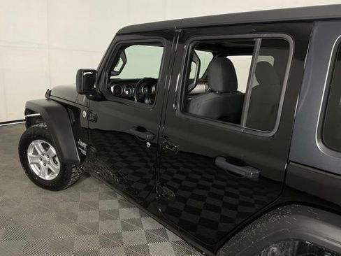 Used 2019 Jeep Wrangler Unlimited Sport S image 35
