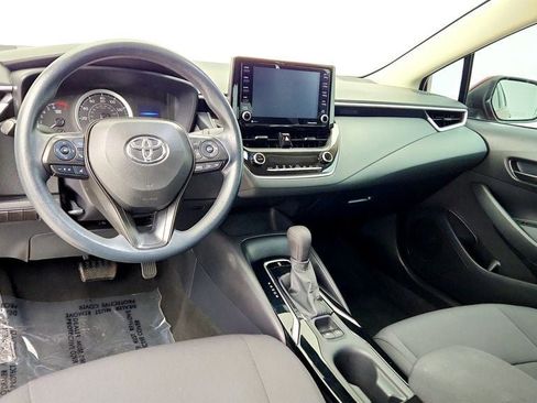Used 2022 Toyota Corolla LE FWD image 12