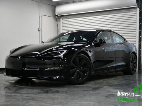 Used 2024 Tesla Model S AWD/4WD image 1
