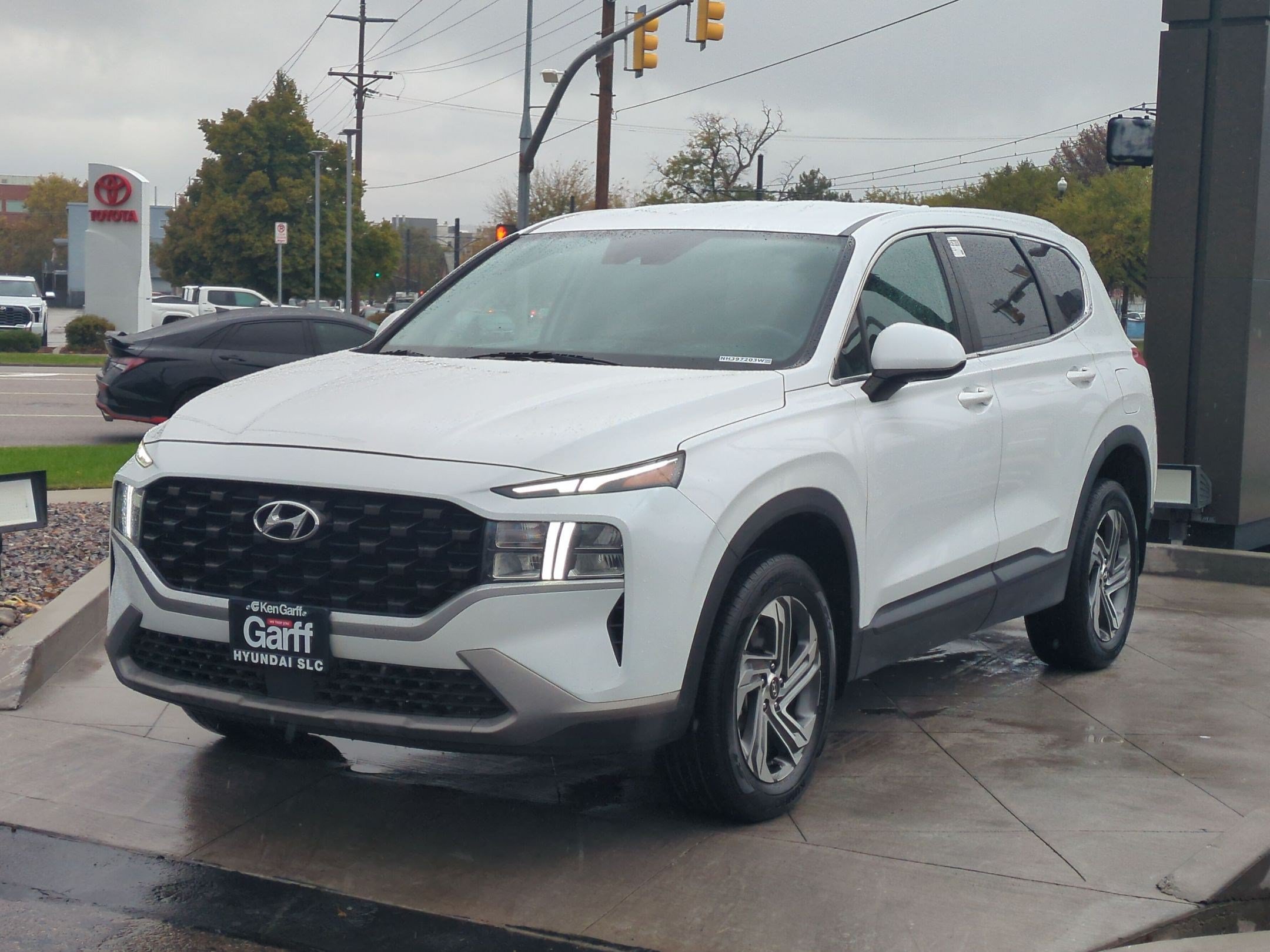 Used 2022 Hyundai Santa Fe SE AWD/4WD image 9