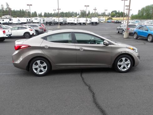Used 2016 Hyundai Elantra Value Edition FWD image 6