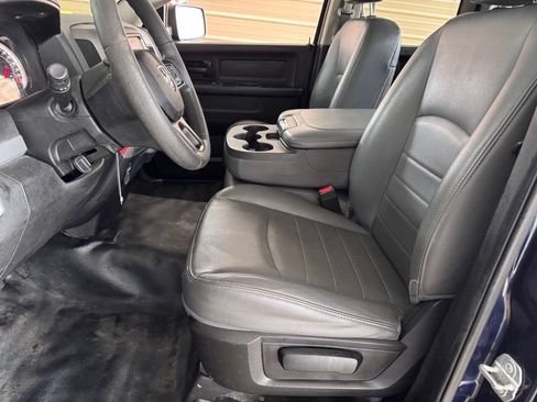 Used 2019 RAM 1500 Tradesman RWD image 6