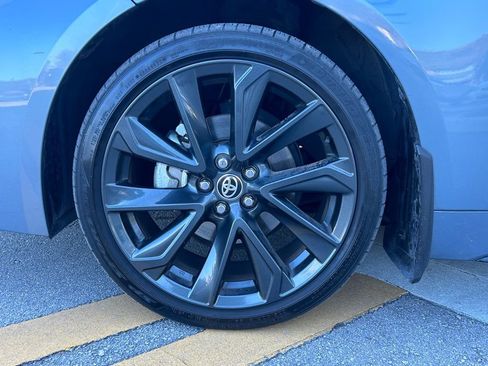 Used 2023 Toyota Corolla SE w/ SE Premium Package image 24