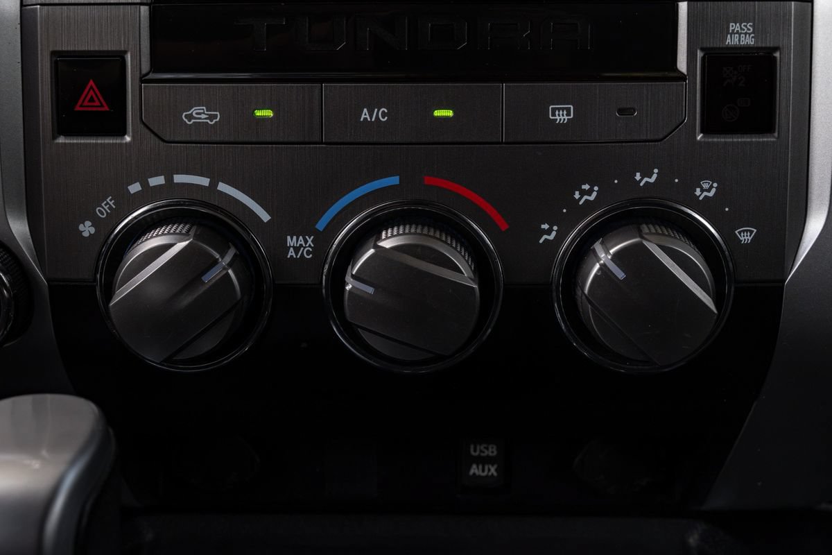 Used 2019 Toyota Tundra SR5 AWD/4WD image 25