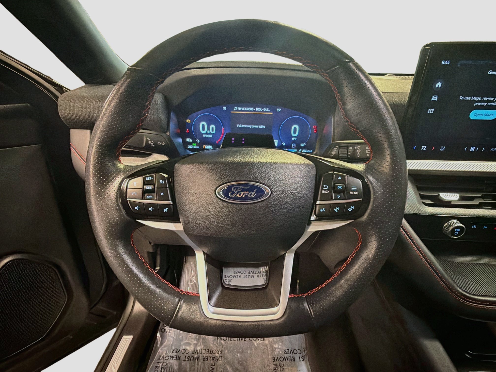 Used 2025 Ford Explorer ST-Line w/ ST-Line Street Pack AWD/4WD image 18