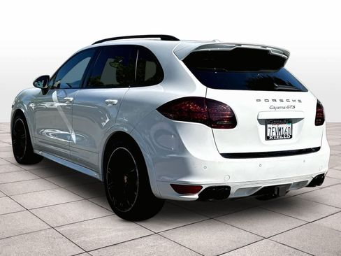 Used 2014 Porsche Cayenne GTS AWD/4WD image 12
