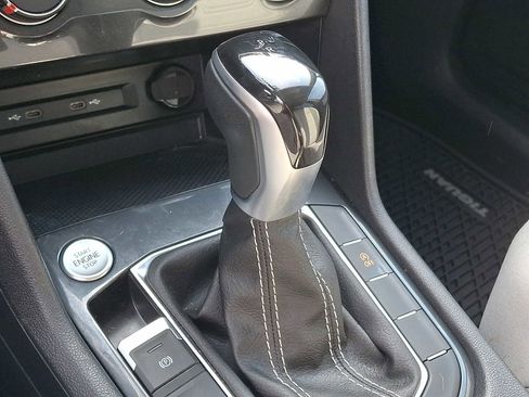 Used 2024 Volkswagen Tiguan S image 12