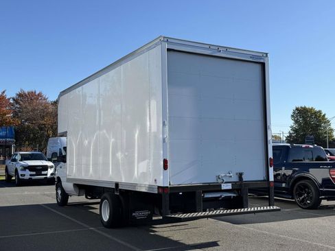 New 2026 Ford E-450 and Econoline 450 Super Duty w/ Power Equipment Group image 4
