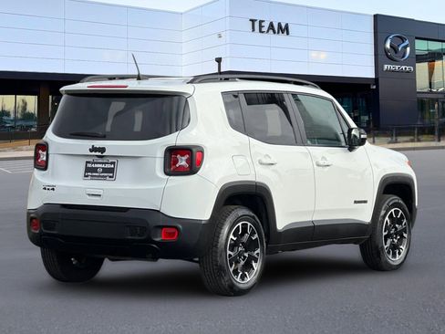 Used 2023 Jeep Renegade Latitude image 4