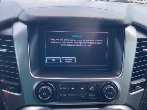 Used 2019 Chevrolet Tahoe LS w/ Enhanced Driver Alert Package RWD image 21
