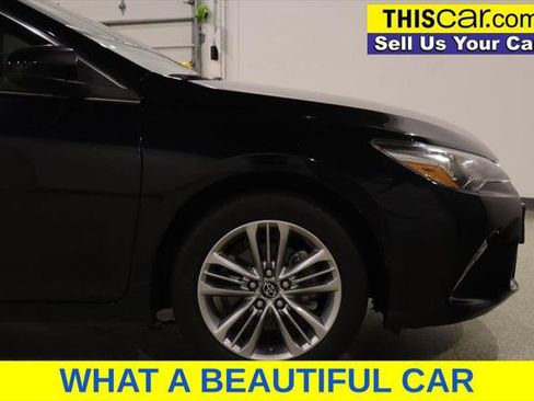Used 2017 Toyota Camry SE FWD image 11