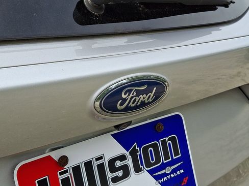 Used 2019 Ford Escape Titanium AWD/4WD image 10