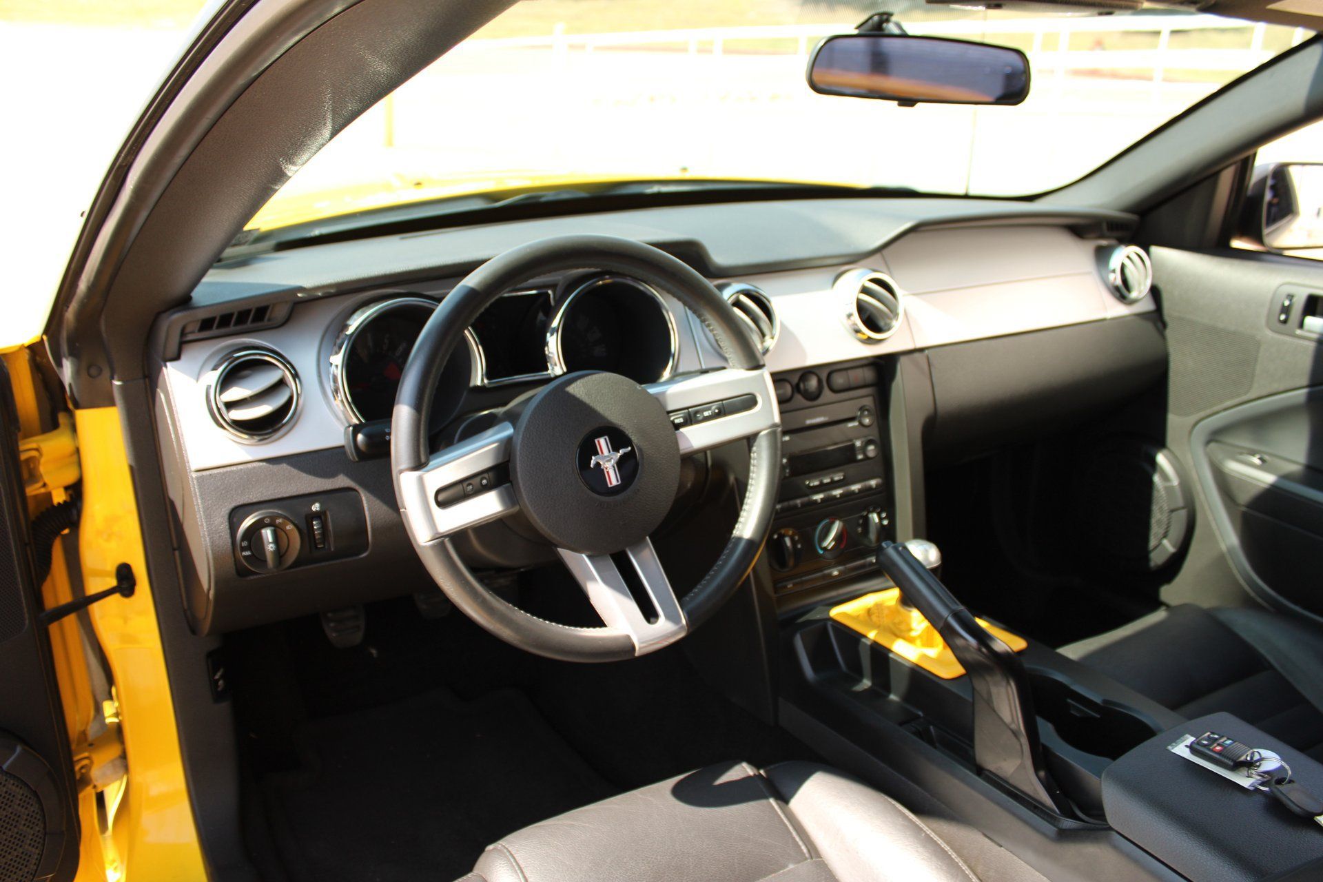 Used 2005 Ford Mustang GT RWD image 13