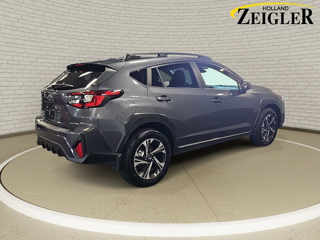 Used 2024 Subaru Crosstrek 2.0i Premium AWD/4WD image 5