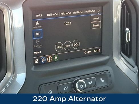 Used 2025 Chevrolet Silverado 1500 W/T image 18