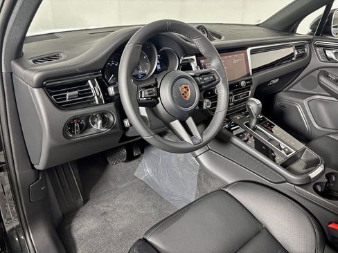 New 2026 Porsche Macan S image 4