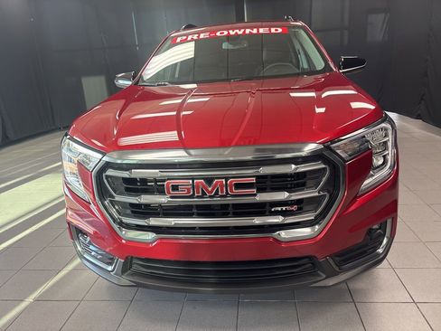 Used 2024 GMC Terrain AT4 w/ LPO, Cargo Package image 9