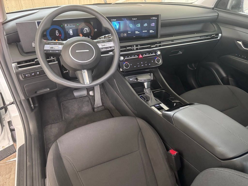 New 2026 Hyundai Tucson SEL Plus FWD image 2