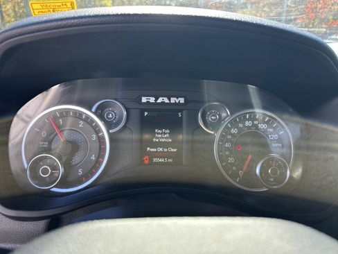 Used 2024 RAM 3500 Tradesman w/ Cold Weather Group image 28